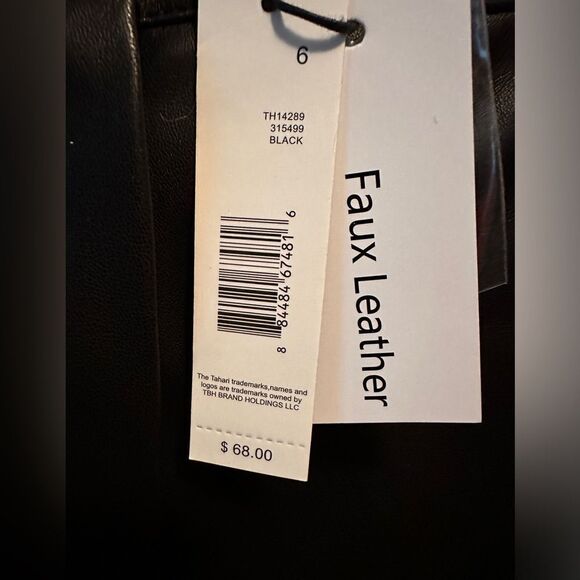 Tahari faux leather skirt - Picture 3 of 12